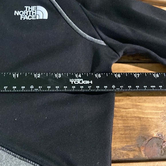 The North Face Workout Jacket - Picture 8 of 9